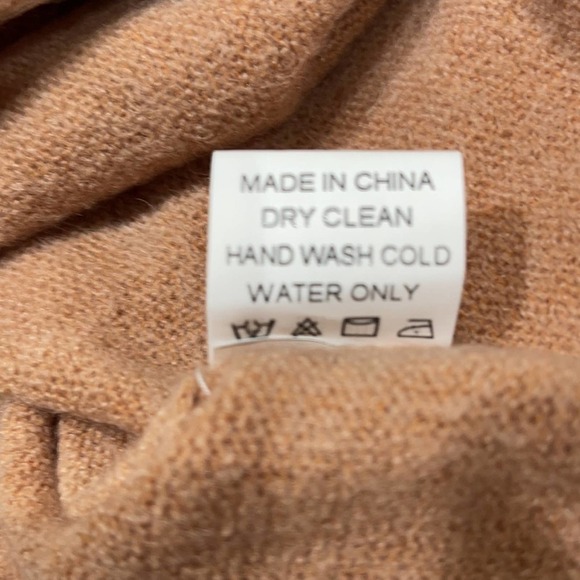 Nwt Olivacious Soft Pullover Front Tie Sweater SZ S - Picture 5 of 5